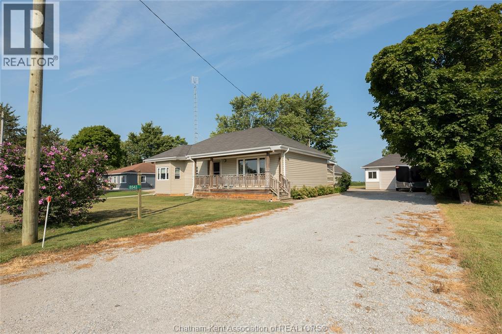 8543 Middle LINE, Charing Cross, Ontario
