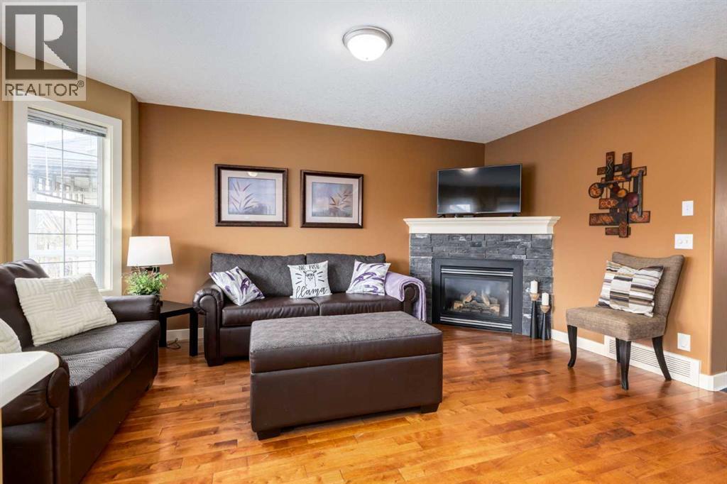 159 Cimarron Grove Crescent, Okotoks, Alberta  T1S 2E3 - Photo 5 - A2339070