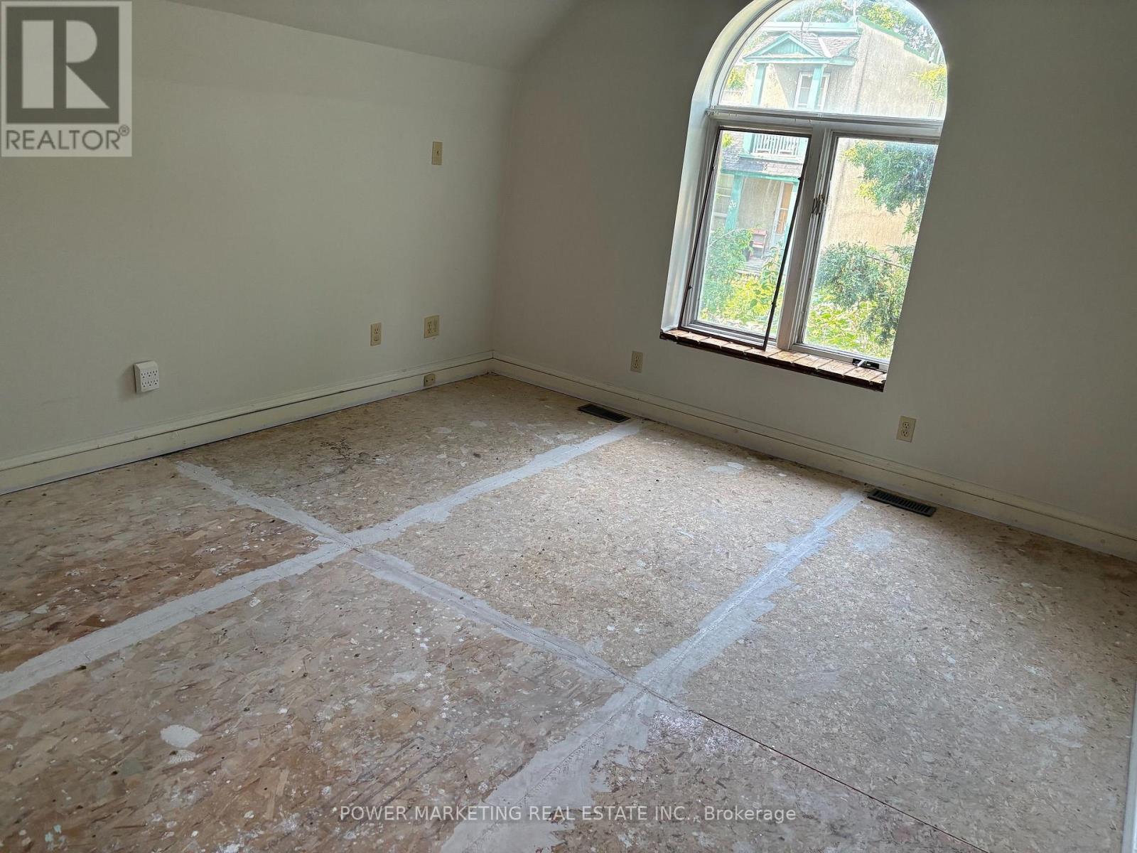 35 Pinhey Street, Ottawa, Ontario  K1Y 1T3 - Photo 6 - X13708768