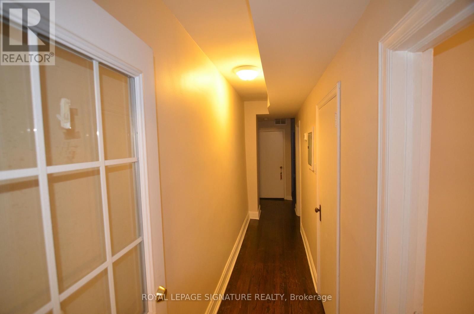 997 Eglinton Avenue W, Toronto, Ontario  M6C 2C7 - Photo 4 - C13708730