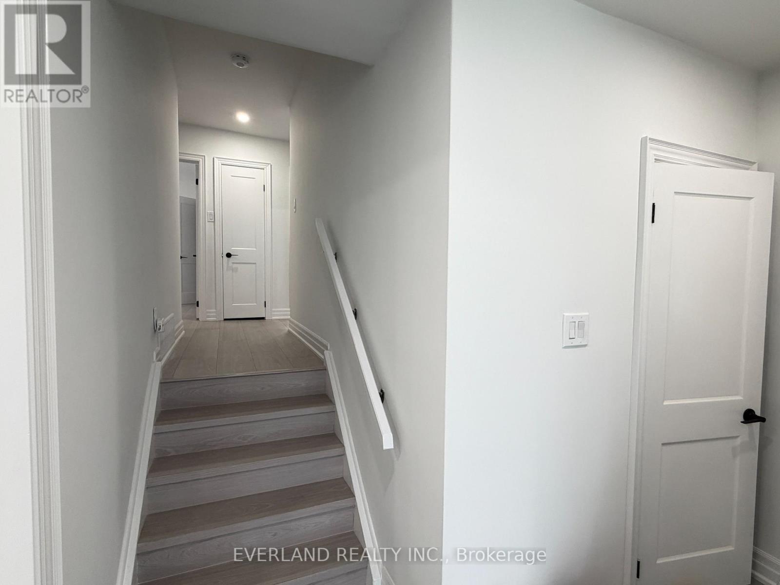 116 Sylvan Avenue, Toronto, Ontario  M1M 1K3 - Photo 17 - E13708764