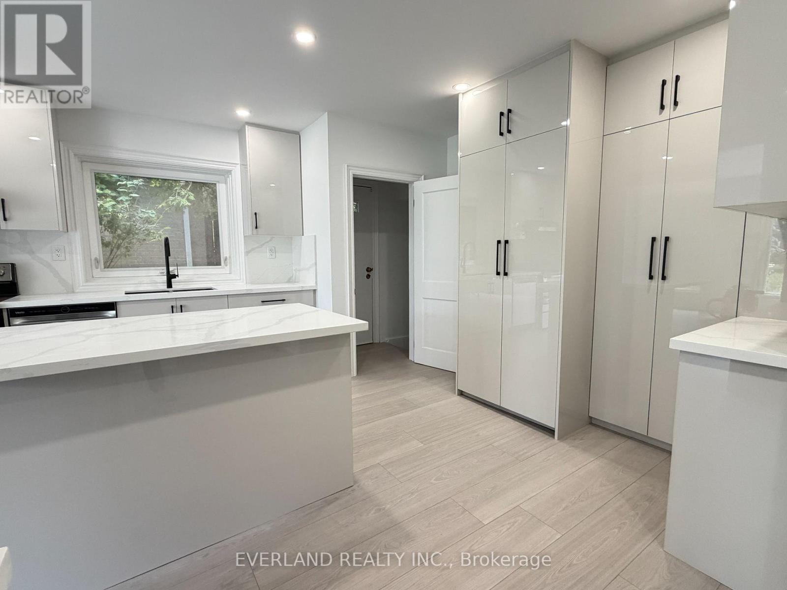 116 Sylvan Avenue, Toronto, Ontario  M1M 1K3 - Photo 9 - E13708764