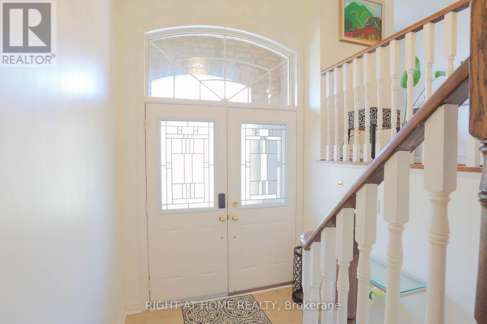 11 Littleriver Court, Vaughan, Ontario  L6A 0K4 - Photo 2 - N13708726