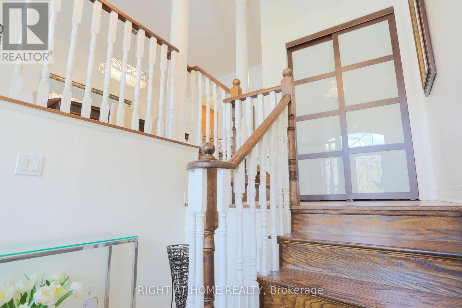 11 Littleriver Court, Vaughan, Ontario  L6A 0K4 - Photo 3 - N13708726