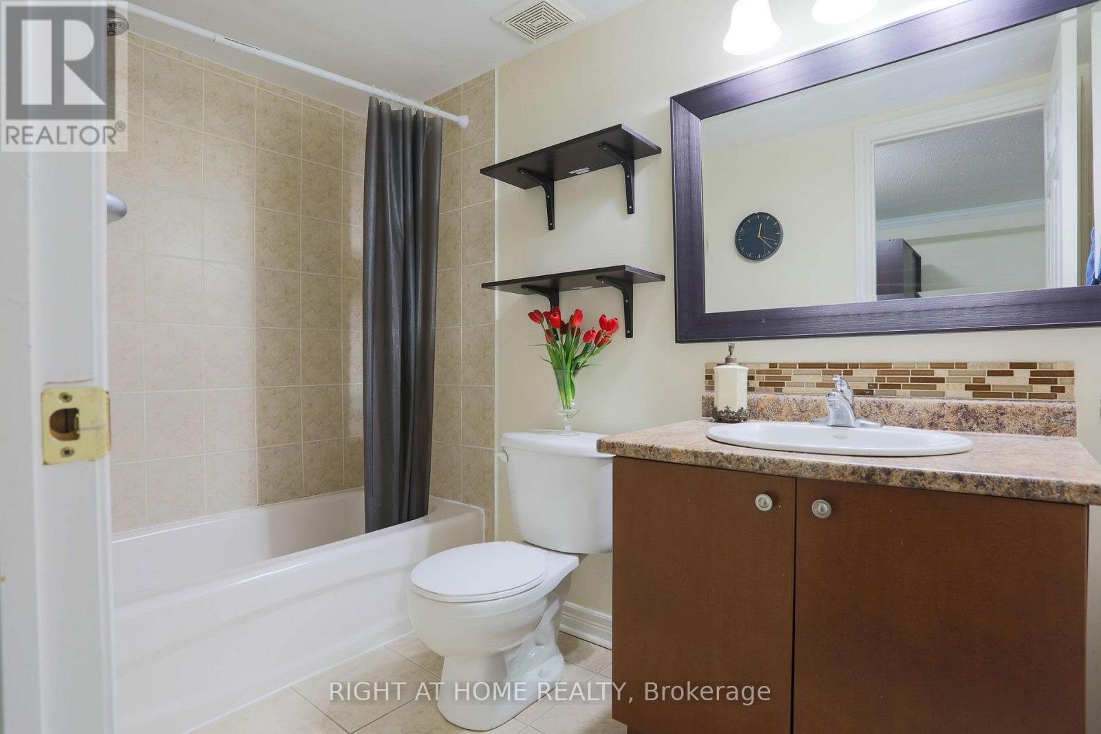 11 Littleriver Court, Vaughan, Ontario  L6A 0K4 - Photo 35 - N13708726