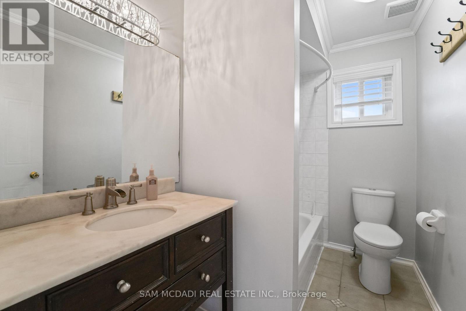 87 Rundle Crescent, Barrie, Ontario  L4N 8E6 - Photo 13 - S13708770