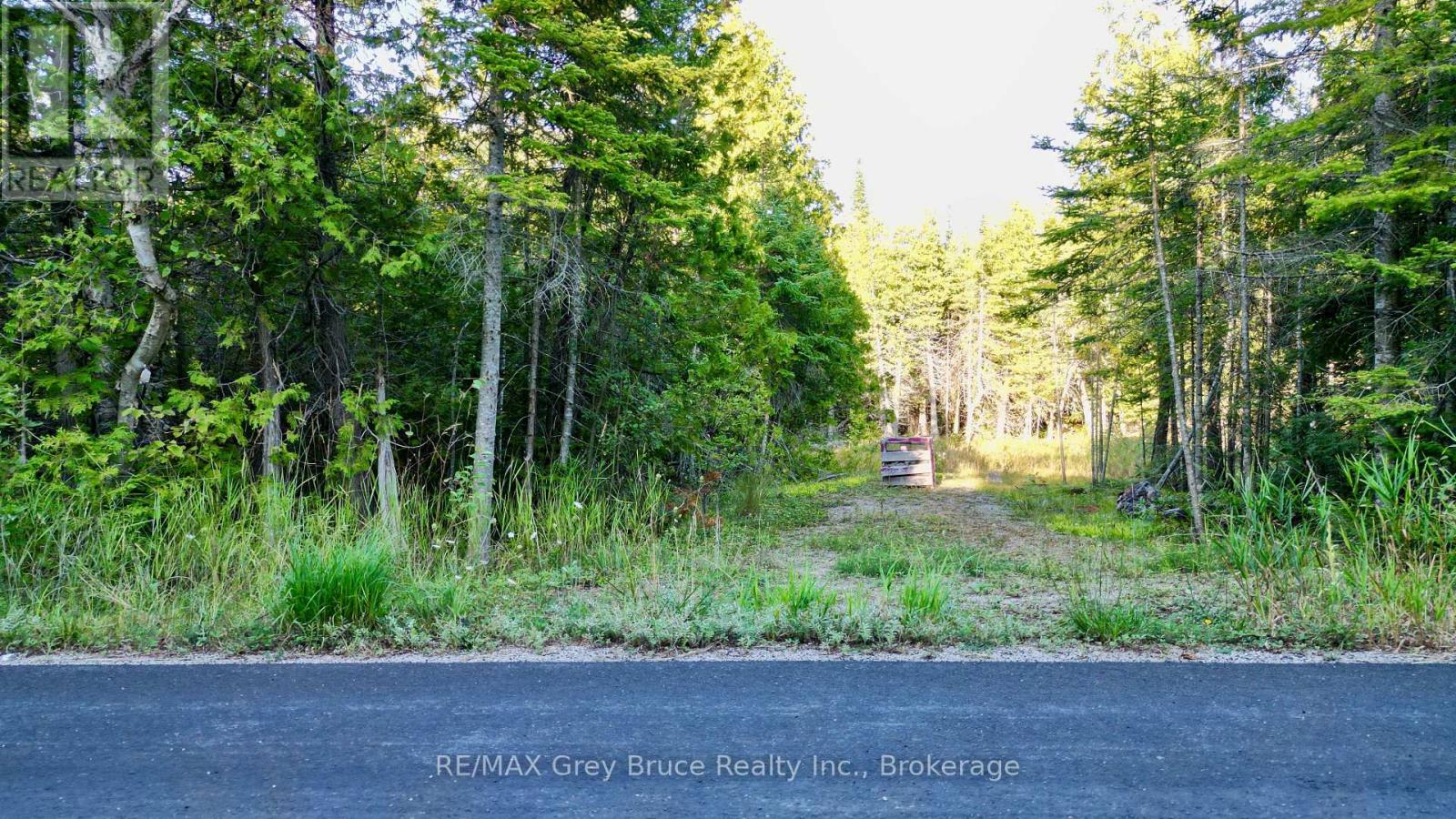 8 DEVILS GLEN, Northern Bruce Peninsula, Ontario