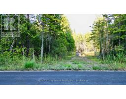 8 DEVILS GLEN, Northern Bruce Peninsula, Ontario