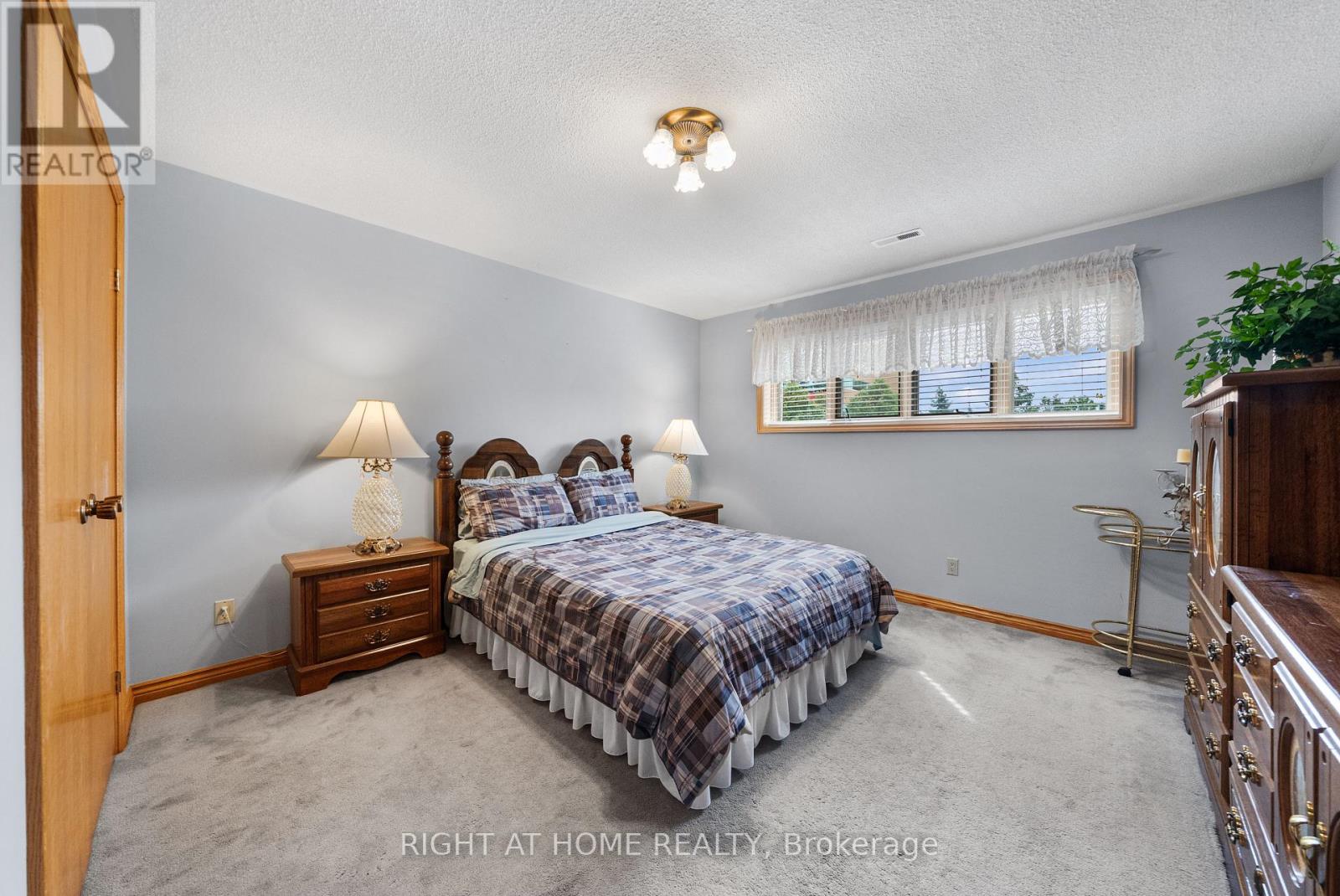 592 Taunton Road W, Oshawa, Ontario  L1H 7K4 - Photo 32 - E13639480