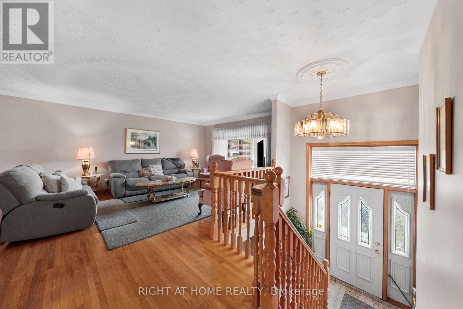 592 Taunton Road W, Oshawa, Ontario  L1H 7K4 - Photo 5 - E13639480