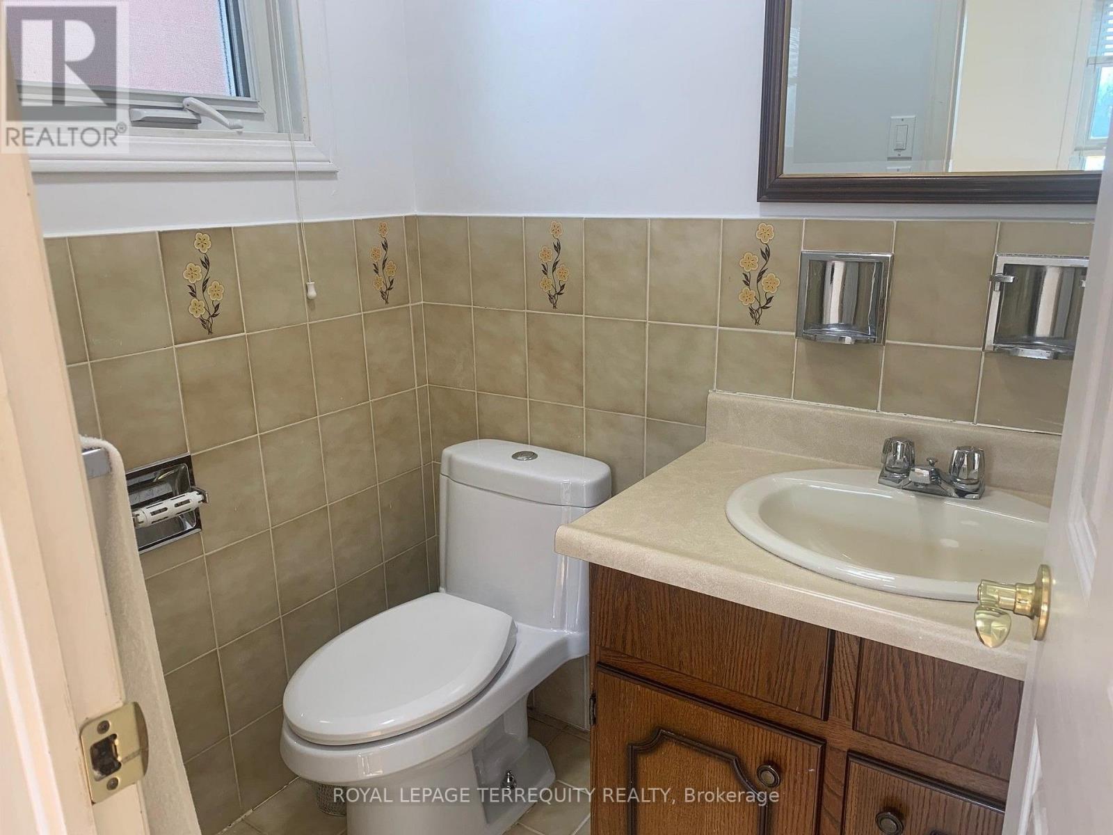 30 Gihon Spring Drive, Toronto, Ontario  M9V 4X9 - Photo 13 - W13708740