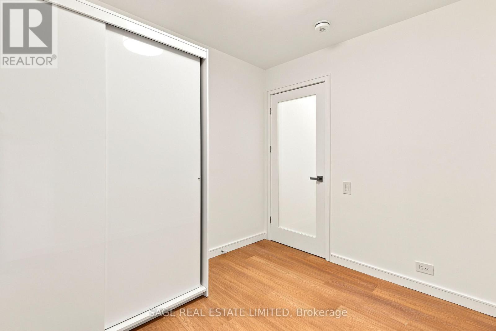 Lower - 106 Boon Avenue, Toronto, Ontario  M6E 3Z5 - Photo 16 - W13708762