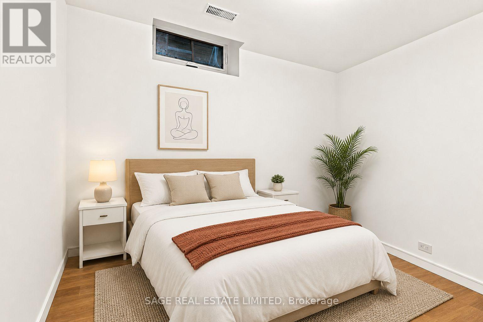 Lower - 106 Boon Avenue, Toronto, Ontario  M6E 3Z5 - Photo 4 - W13708762