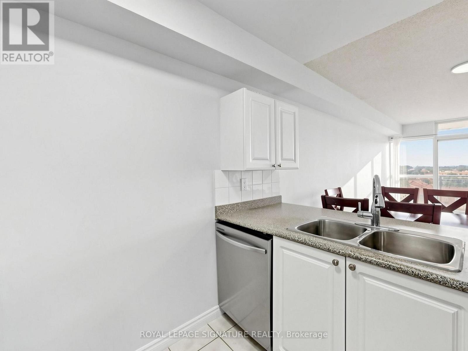 708 - 55 Strathaven Drive, Mississauga, Ontario  L5R 4G9 - Photo 20 - W13708786