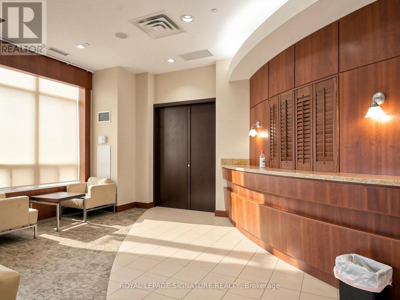 708 - 55 Strathaven Drive, Mississauga, Ontario  L5R 4G9 - Photo 7 - W13708786