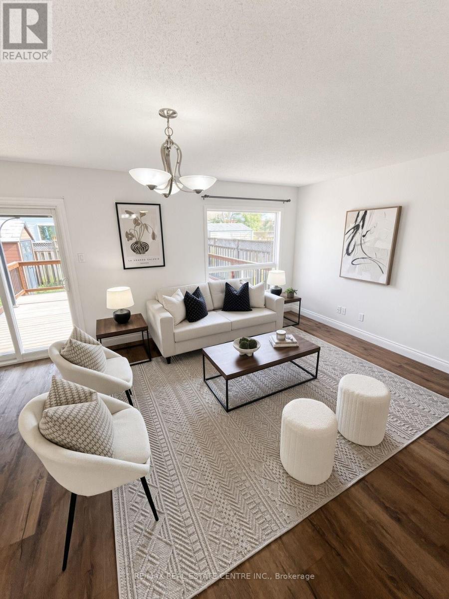 765 Angler Way, Waterloo, Ontario  N2K 4L7 - Photo 8 - X13708748