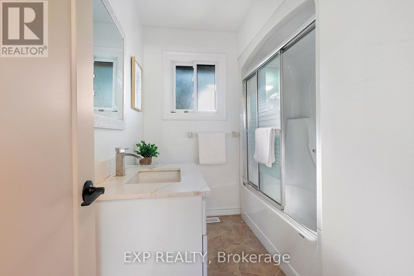 1235 Michael Street, London East, Ontario  N5V 2H4 - Photo 17 - X13708780