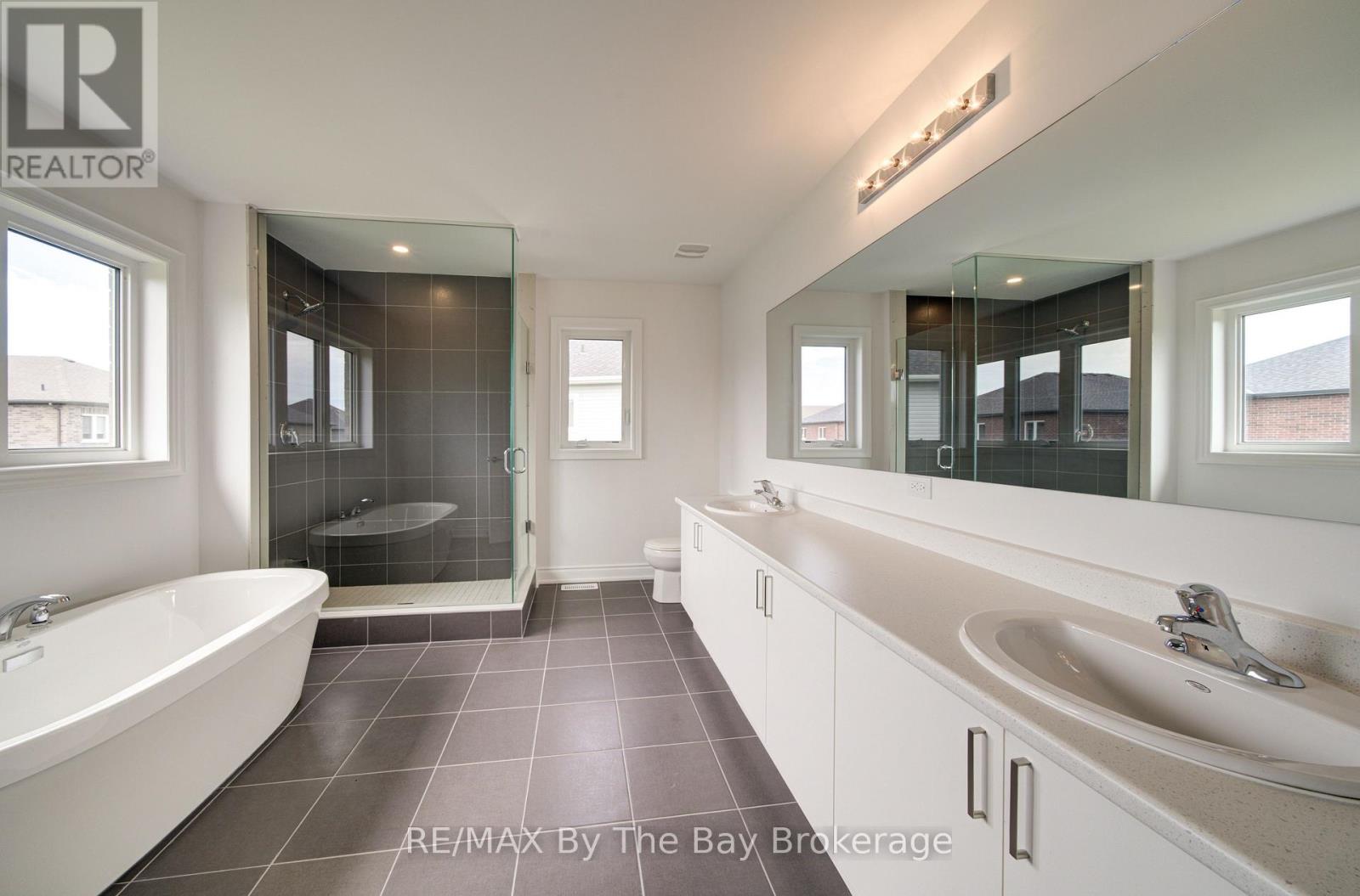 19 Amber Drive, Wasaga Beach, Ontario L9Z 0R9 - Photo 16 - S13526912