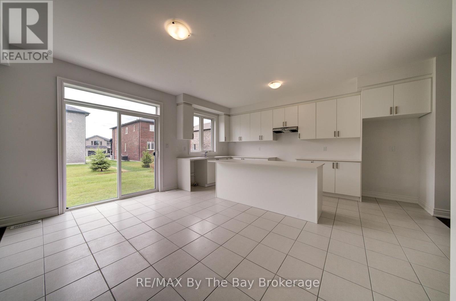 19 Amber Drive, Wasaga Beach, Ontario L9Z 0R9 - Photo 6 - S13526912