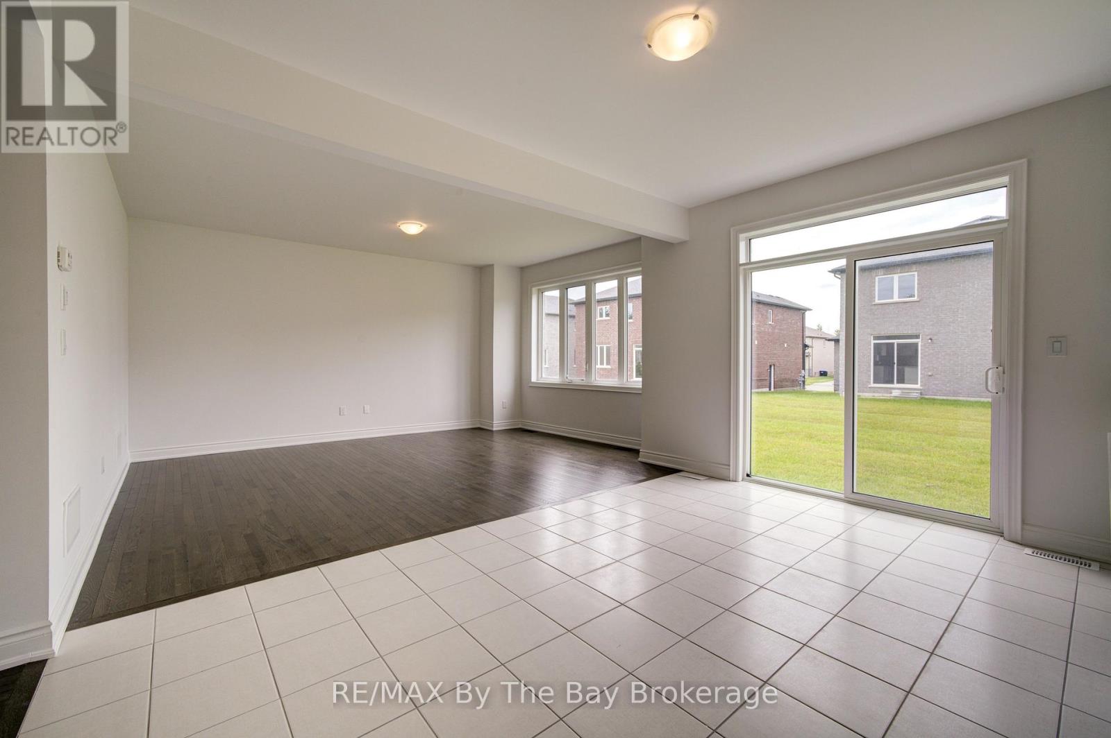 19 Amber Drive, Wasaga Beach, Ontario L9Z 0R9 - Photo 8 - S13526912