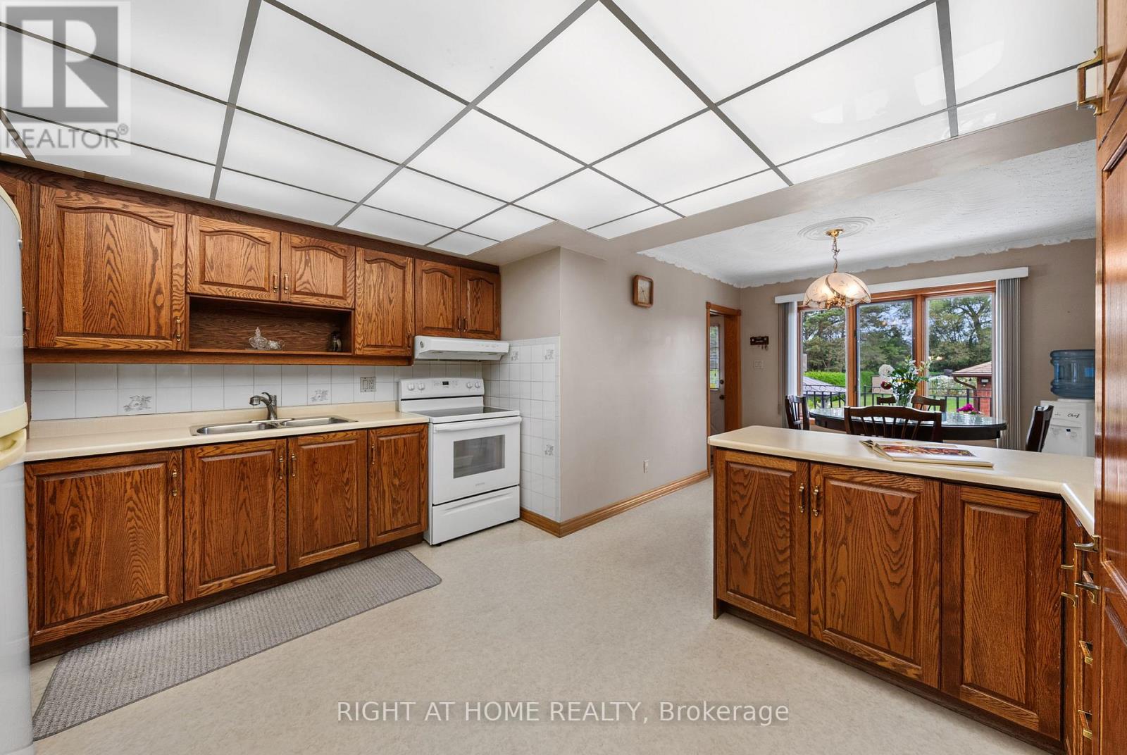 592 Taunton Road W, Oshawa, Ontario  L1H 7K4 - Photo 49 - E13639480
