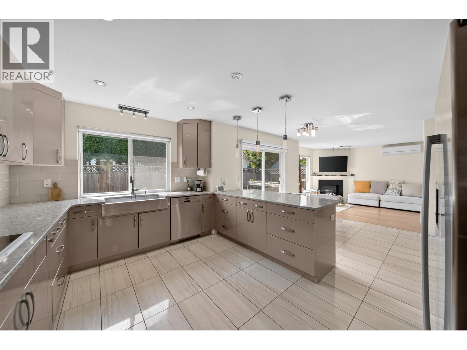 10360 Hall Avenue, Richmond, British Columbia  V6X 3T9 - Photo 10 - R3158148