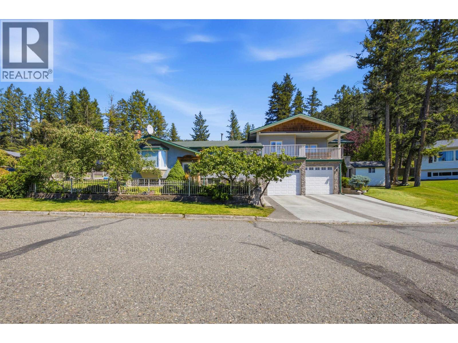 1140 Agnew Street, Williams Lake, British Columbia  V2G 2N3 - Photo 2 - R3158451