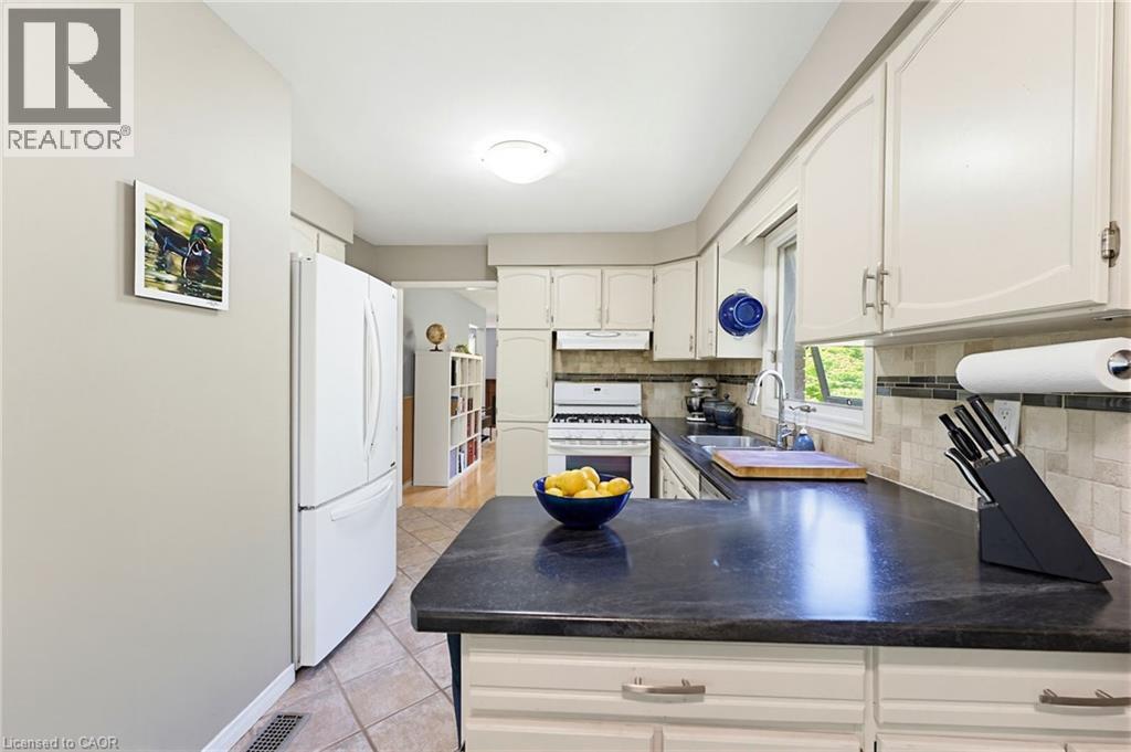 30 Jerome Park Drive, Dundas, Ontario  L9H 6H2 - Photo 14 - 40831822