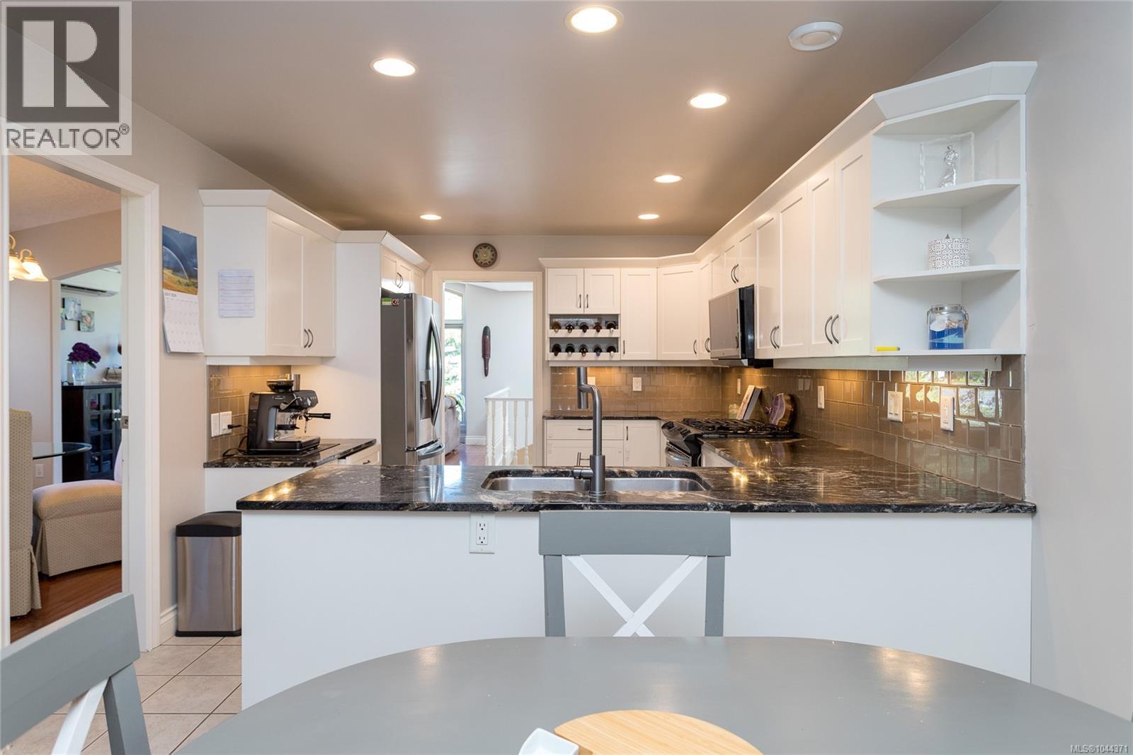 804 Bucktail Rd, Mill Bay, British Columbia V8H 1H5 - Photo 19 - 1044371