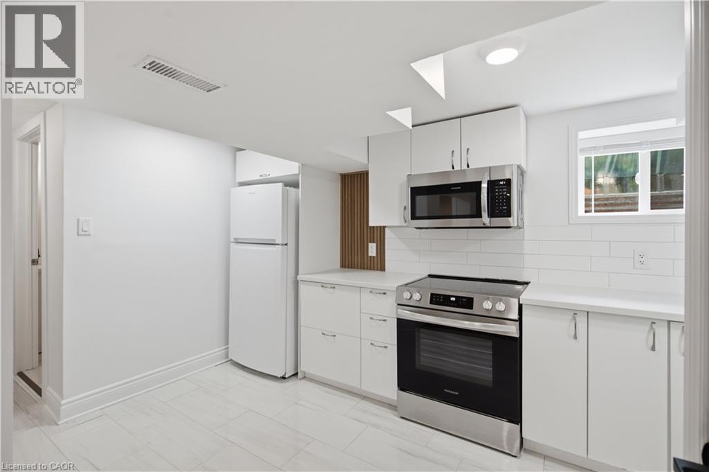 698 Upper Sherman Avenue Unit# Lower, Hamilton, Ontario  L8V 3M6 - Photo 13 - 40847504