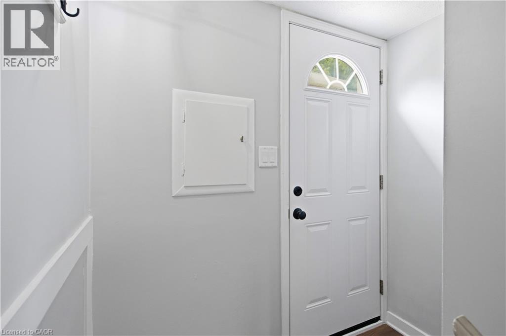 698 Upper Sherman Avenue Unit# Lower, Hamilton, Ontario  L8V 3M6 - Photo 4 - 40847504