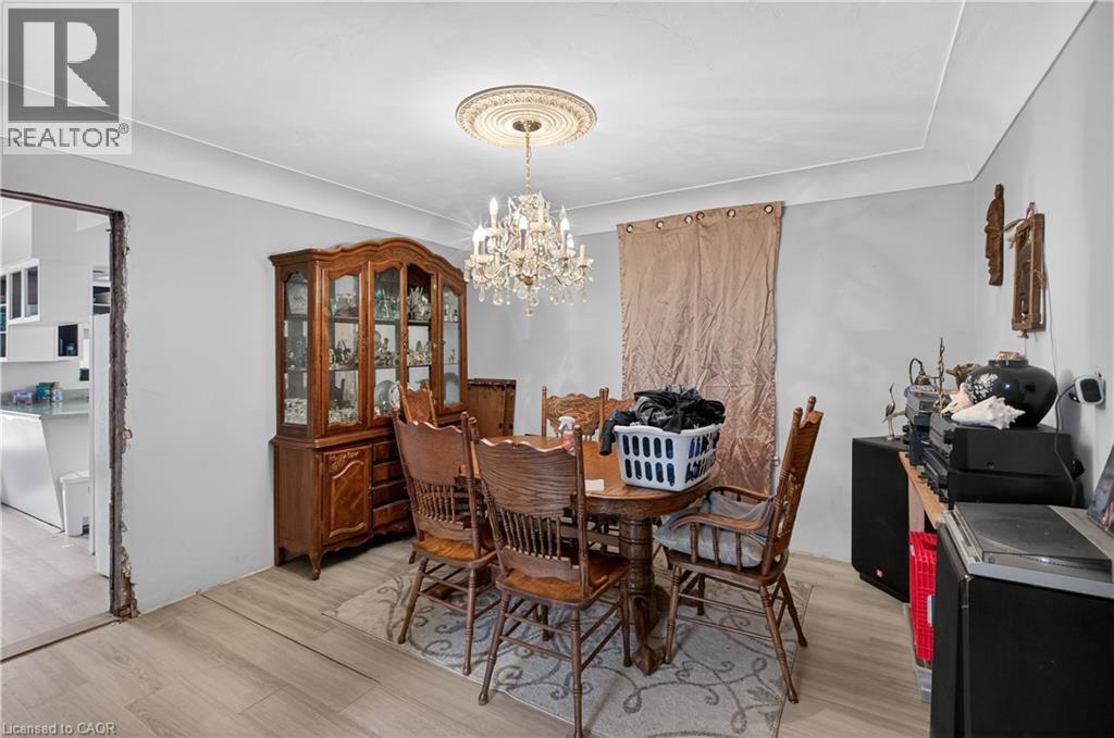 312 East 12th Street, Hamilton, Ontario  L9A 3Y1 - Photo 8 - 40851396