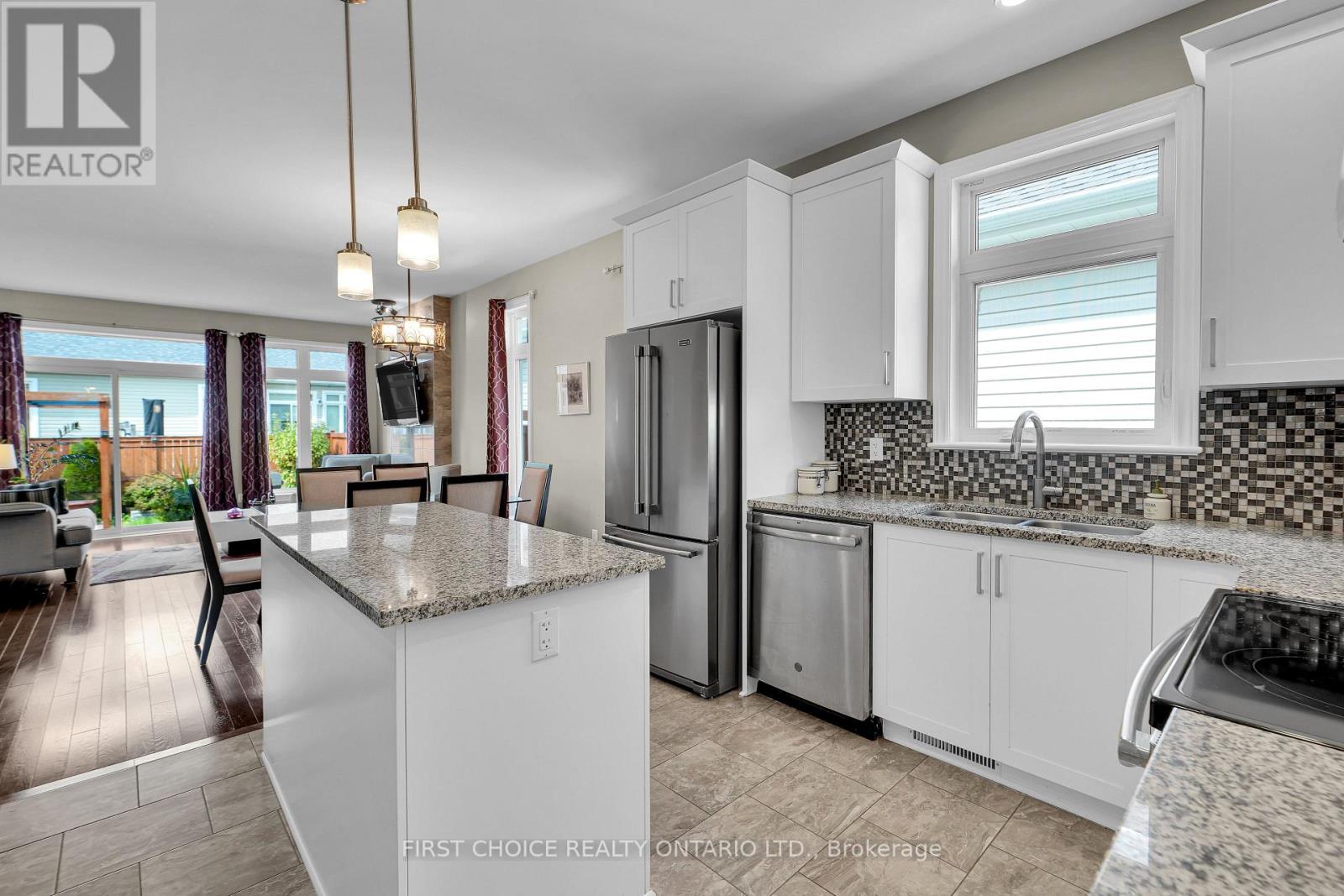 550 Silverbell Crescent, Ottawa, Ontario  K1T 0P1 - Photo 15 - X13708792