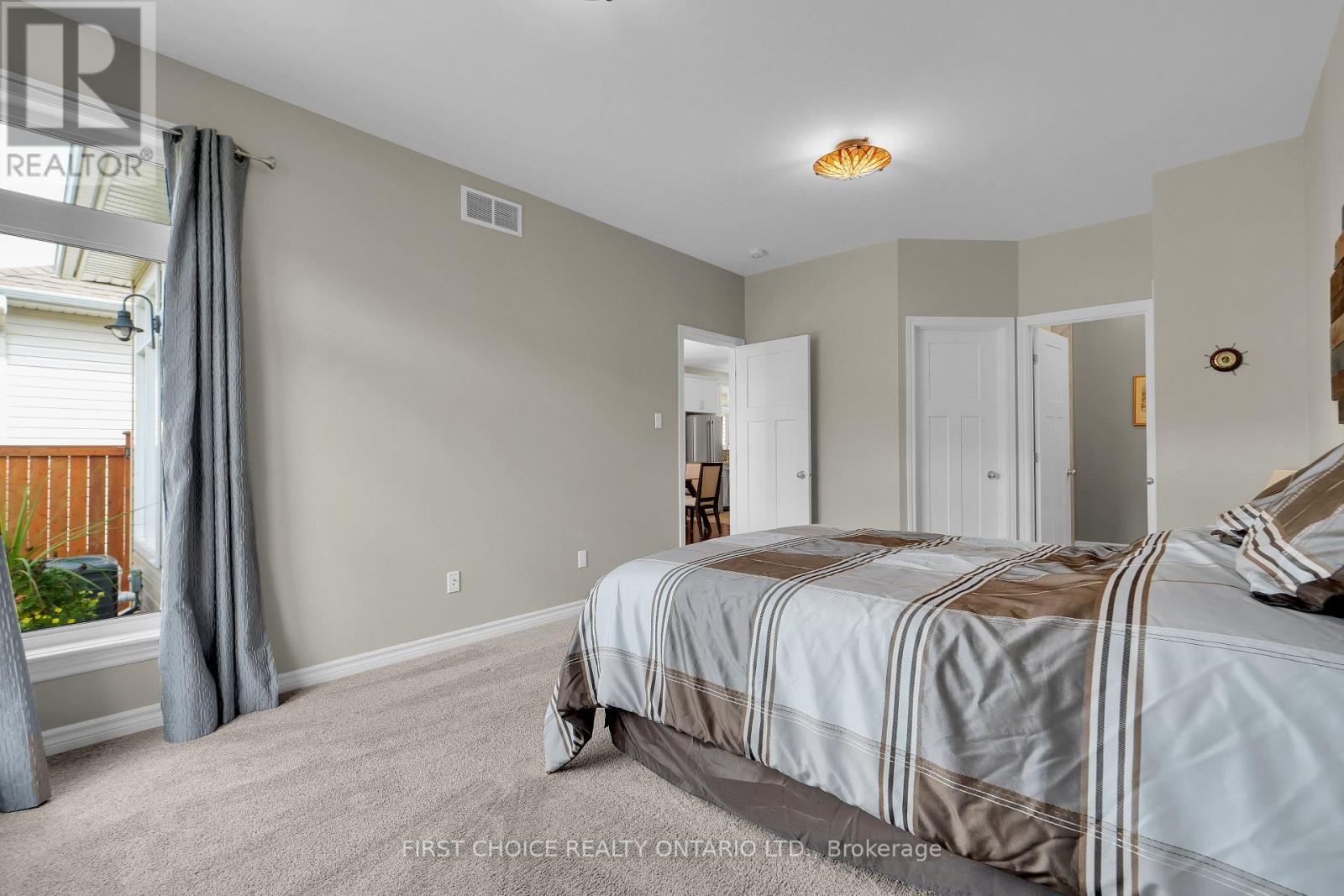 550 Silverbell Crescent, Ottawa, Ontario  K1T 0P1 - Photo 24 - X13708792