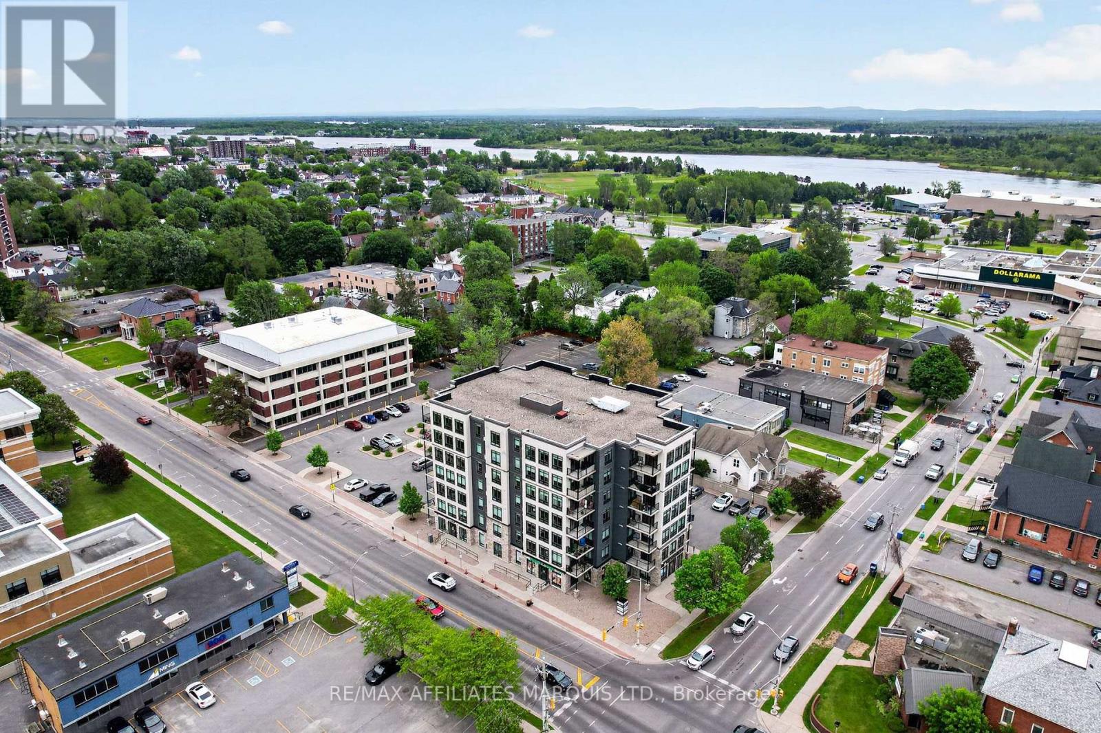 200 - 108 Second Street E, Cornwall, Ontario  K6H 3H1 - Photo 2 - X13708802