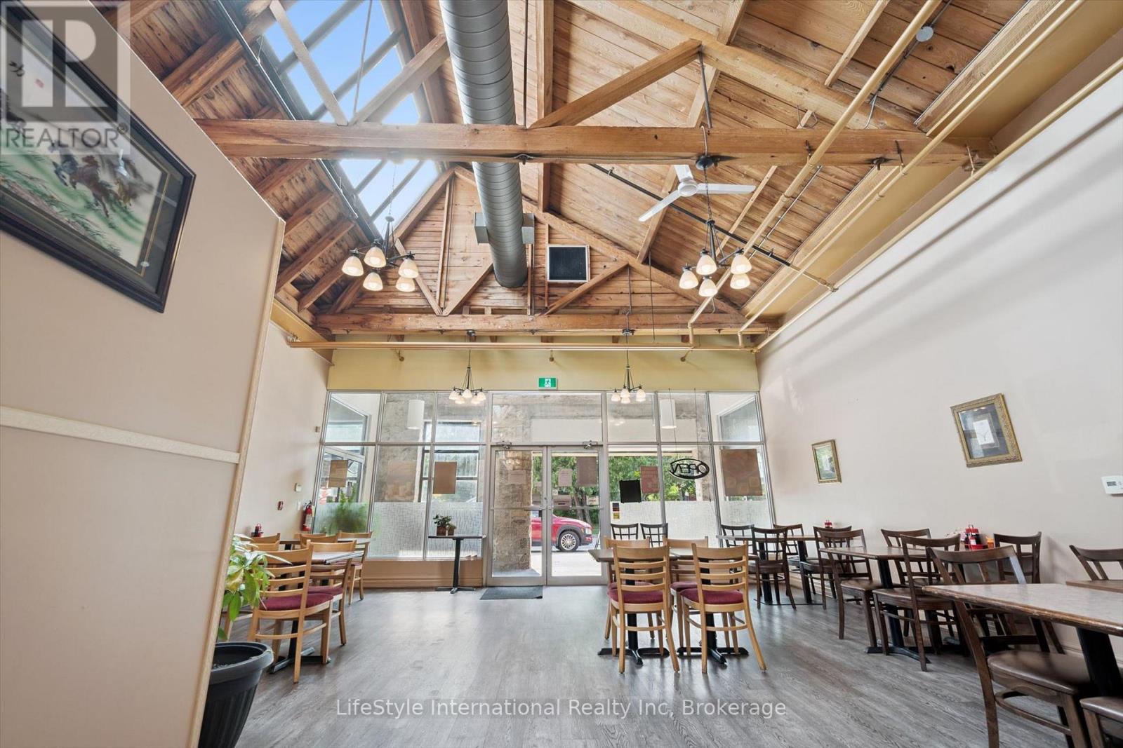 5 - 105 Queen Street W, Centre Wellington, Ontario  N1M 1S6 - Photo 2 - X13669916