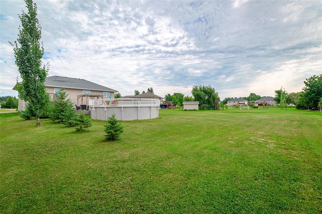 51 Creekside Drive, Steinbach, Manitoba R5G 0A4 - Photo 25 - 202621232