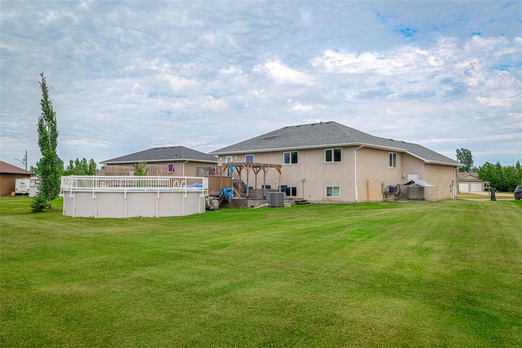 51 Creekside Drive, Steinbach, Manitoba R5G 0A4 - Photo 26 - 202621232