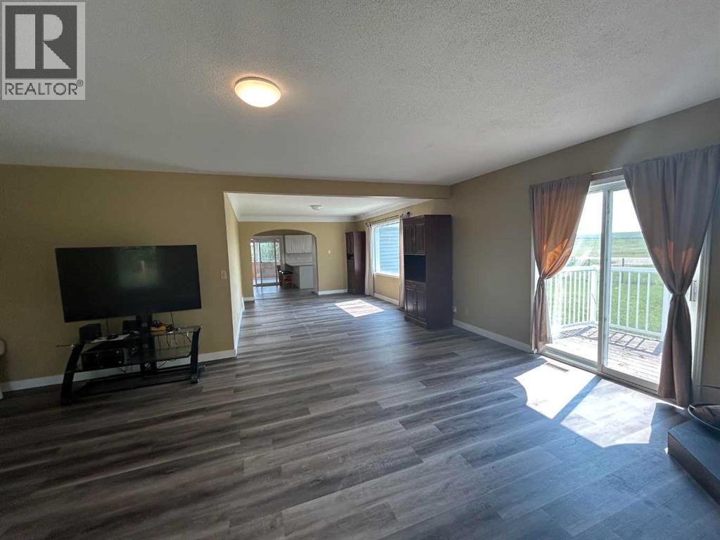 225074 583 Highway, Rural Kneehill County, Alberta  T0M 2A0 - Photo 4 - A2339187