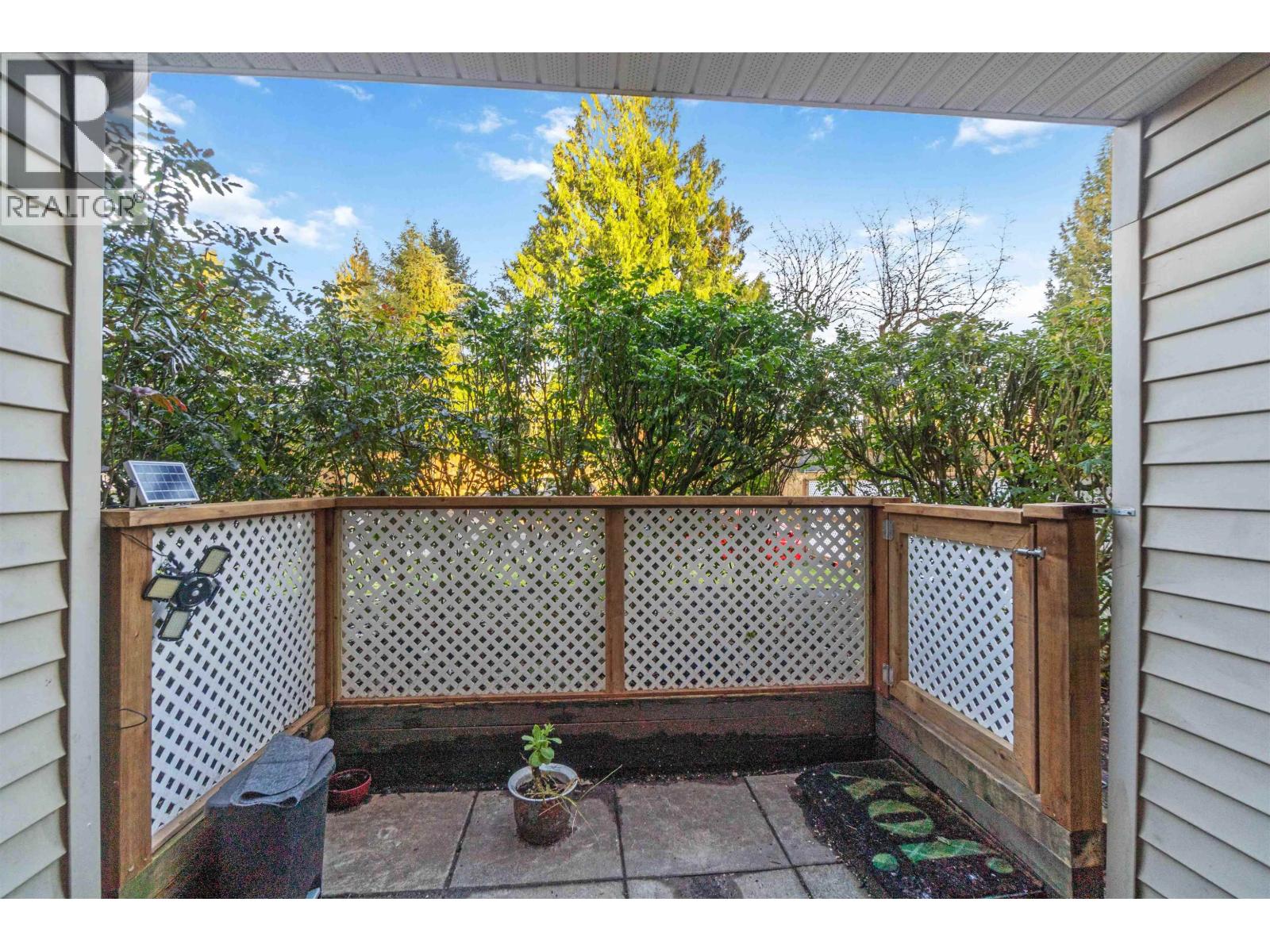 109 555 North Road, Coquitlam, British Columbia  V3J 1N8 - Photo 12 - R3158428