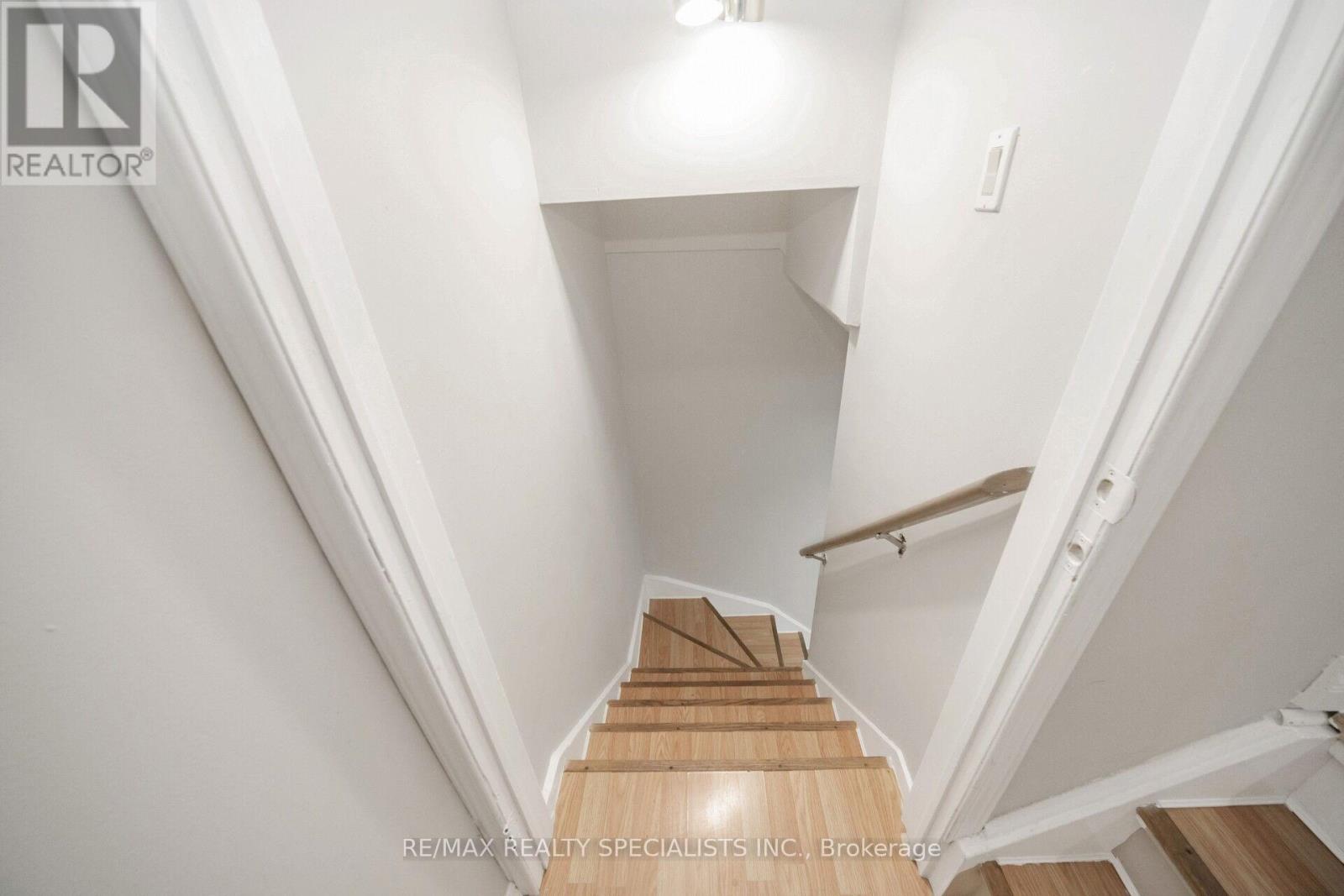 20 Enmount Drive, Brampton, Ontario  L6T 4C8 - Photo 32 - W13088704