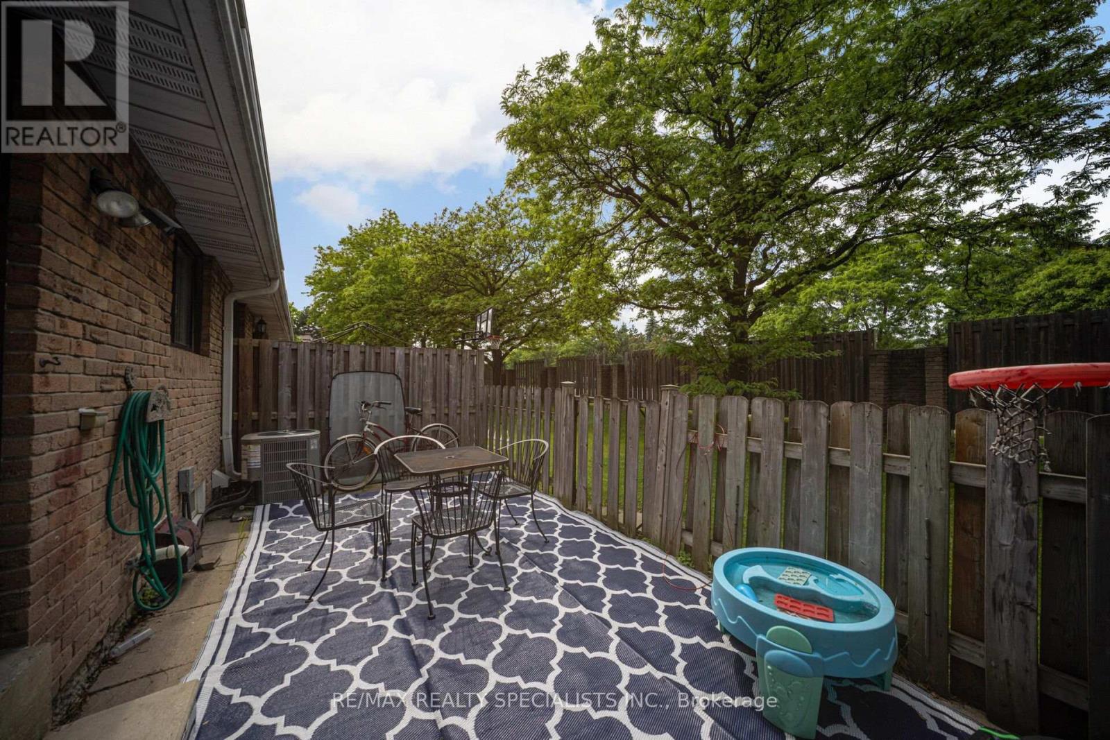 20 Enmount Drive, Brampton, Ontario  L6T 4C8 - Photo 40 - W13088704