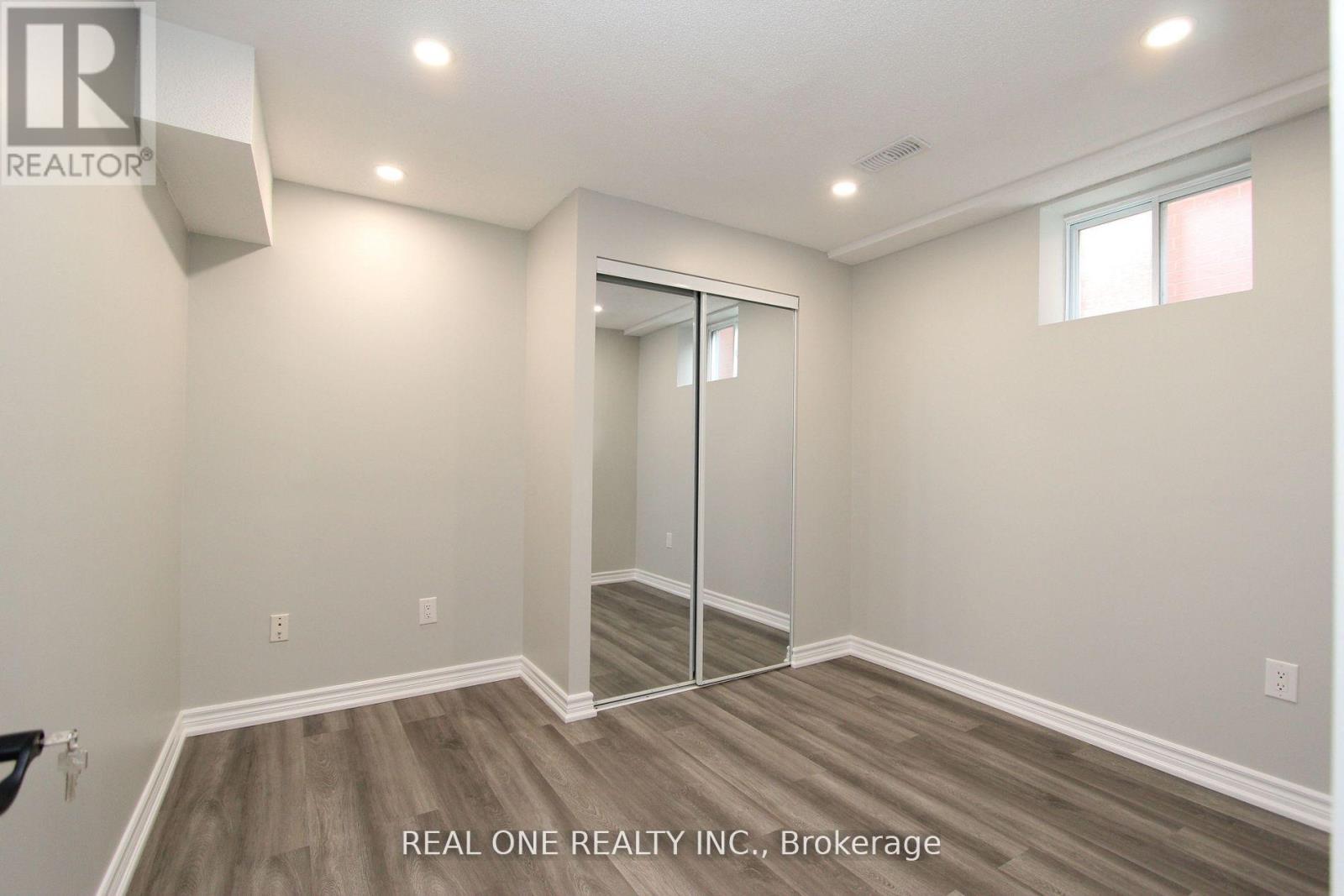 Basement Unit Only - 63 Whistler Court, Markham, Ontario  L3R 4S9 - Photo 3 - N13708816
