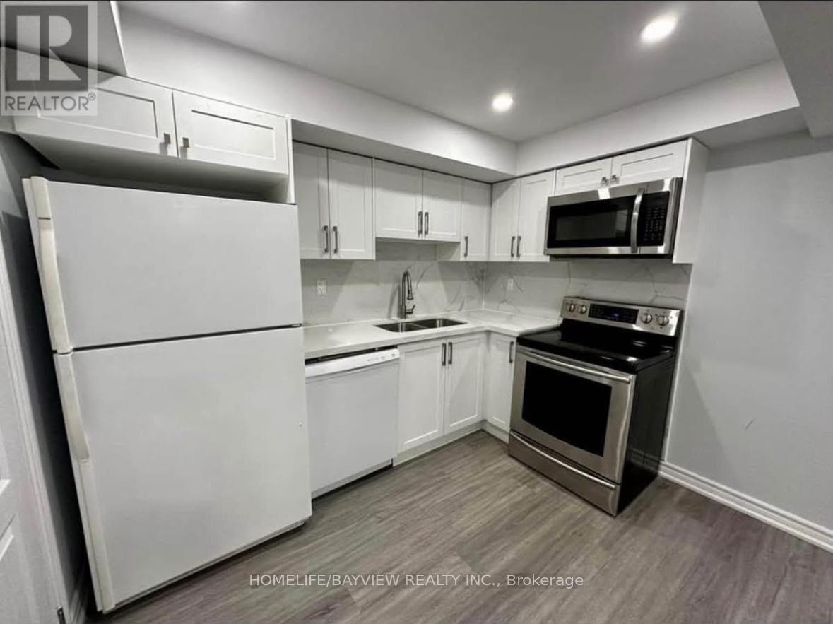 613 Osler Court, Newmarket, Ontario  L3X 2P5 - Photo 4 - N13708846