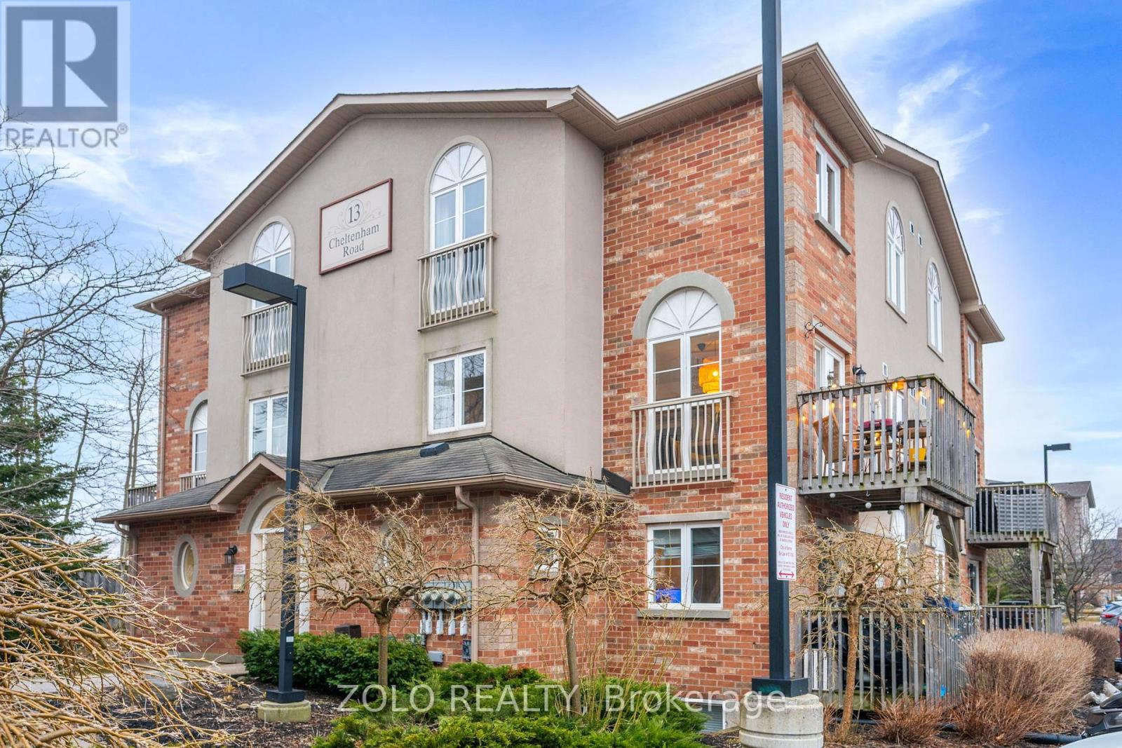 2 - 13 CHELTENHAM ROAD, Barrie, Ontario