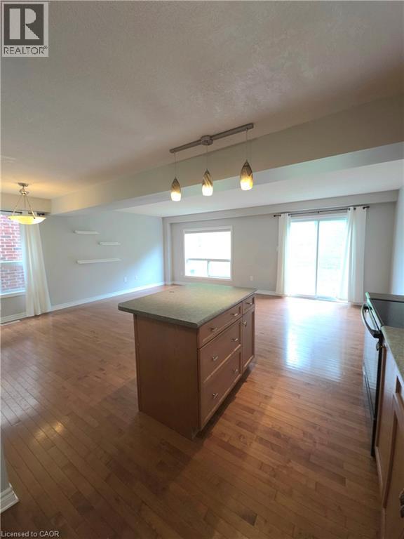998 Mapleridge Street, London, Ontario  N6H 0A6 - Photo 2 - 40858121