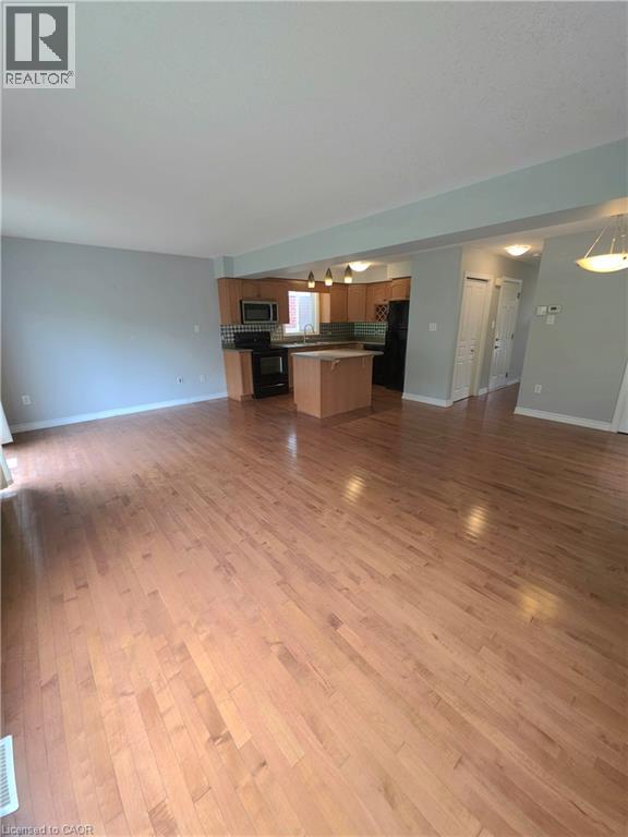 998 Mapleridge Street, London, Ontario  N6H 0A6 - Photo 4 - 40858121
