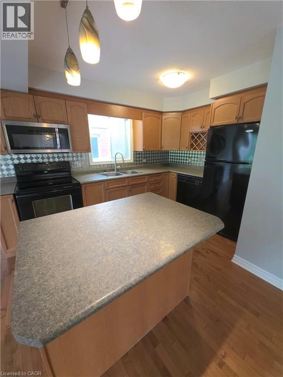 998 Mapleridge Street, London, Ontario  N6H 0A6 - Photo 6 - 40858121