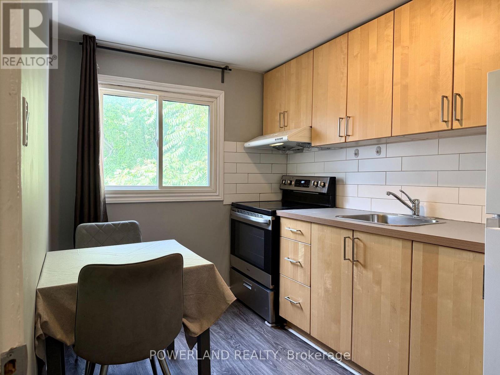 A - 68 Carlaw Avenue, Toronto, Ontario  M4M 2R7 - Photo 4 - E13708828