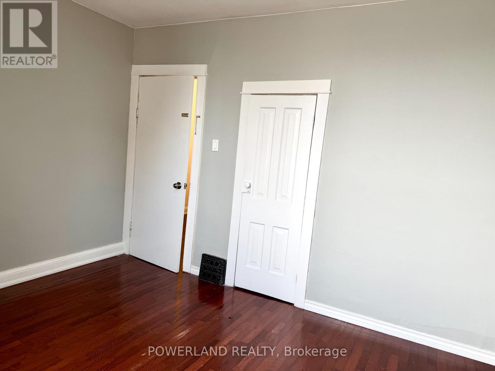 A - 68 Carlaw Avenue, Toronto, Ontario  M4M 2R7 - Photo 12 - E13708828